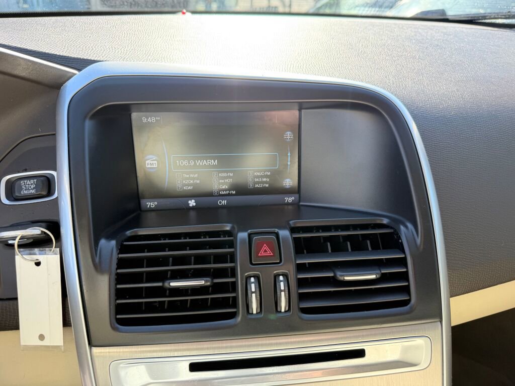 Used 2013 Volvo XC60 T6 AWD/4WD image 13