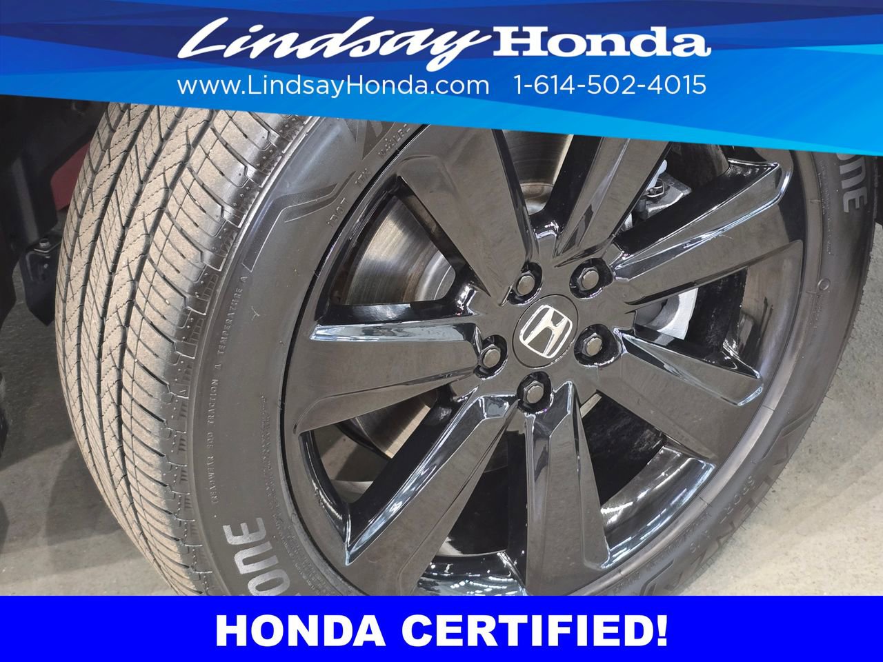 Certified 2025 Honda Pilot Black Edition image 26