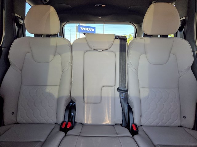 New 2027 Volvo XC90 B6 Plus AWD/4WD image 11