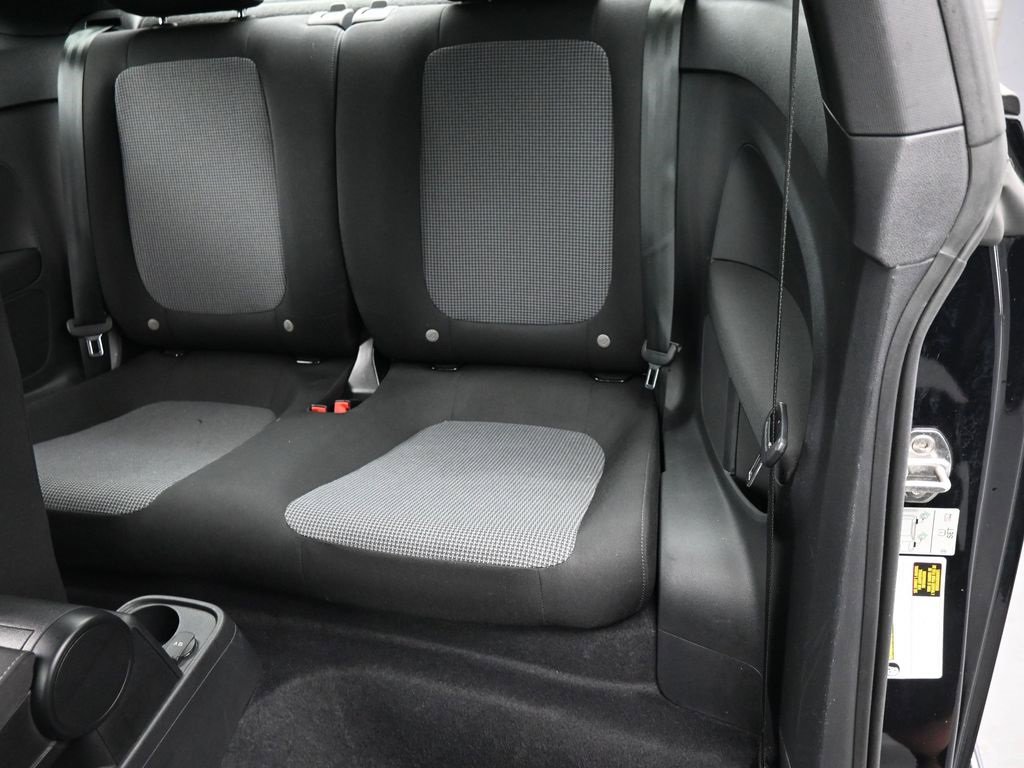 Used 2019 Volkswagen Beetle 2.0T S image 21