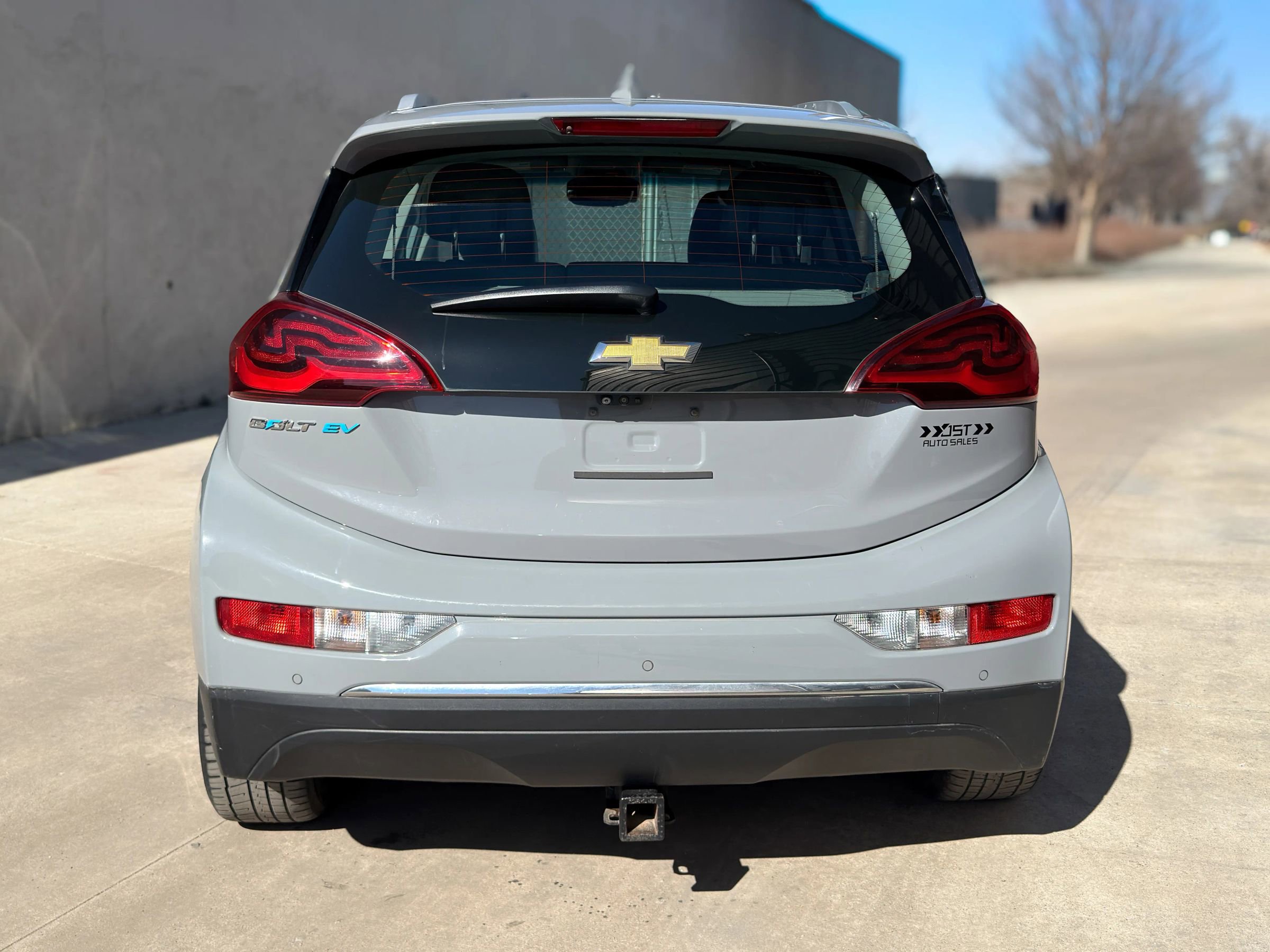 Used 2020 Chevrolet Bolt Premier w/ Infotainment Package image 6