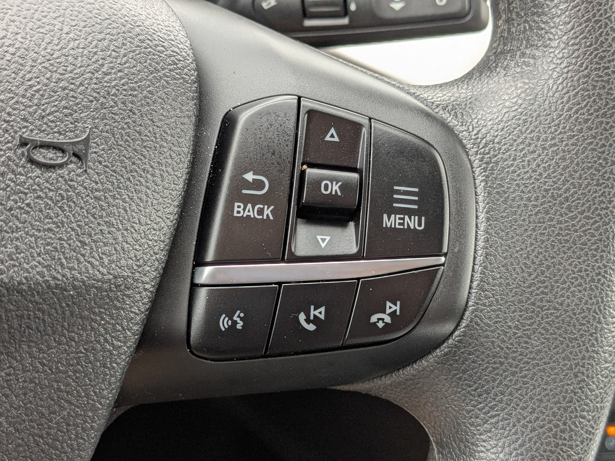Used 2022 Ford Escape SE FWD image 28
