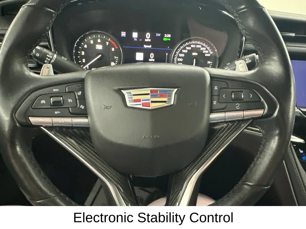 Certified 2023 Cadillac XT6 Sport w/ Technology Package AWD/4WD image 38