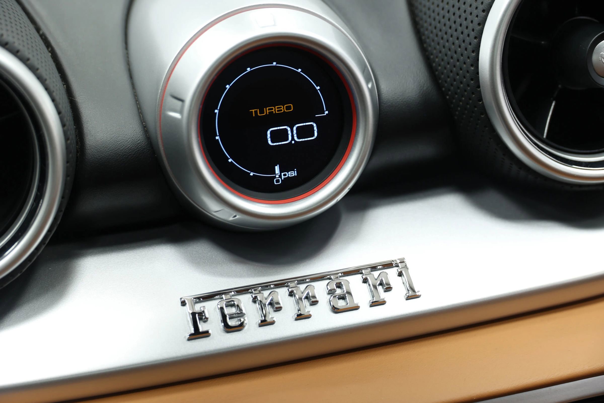 Used 2017 Ferrari California T image 46