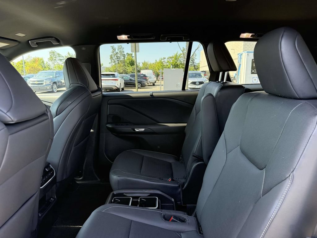 Used 2025 Lexus TX 500h AWD w/ Technology Package image 18