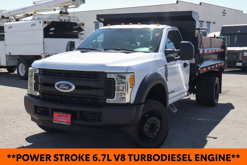 Used 2017 Ford F550 2WD Regular Cab Super Duty image 3
