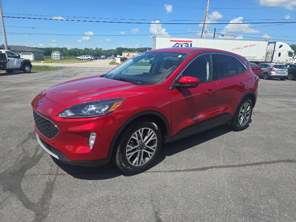 Used 2022 Ford Escape SEL image 2