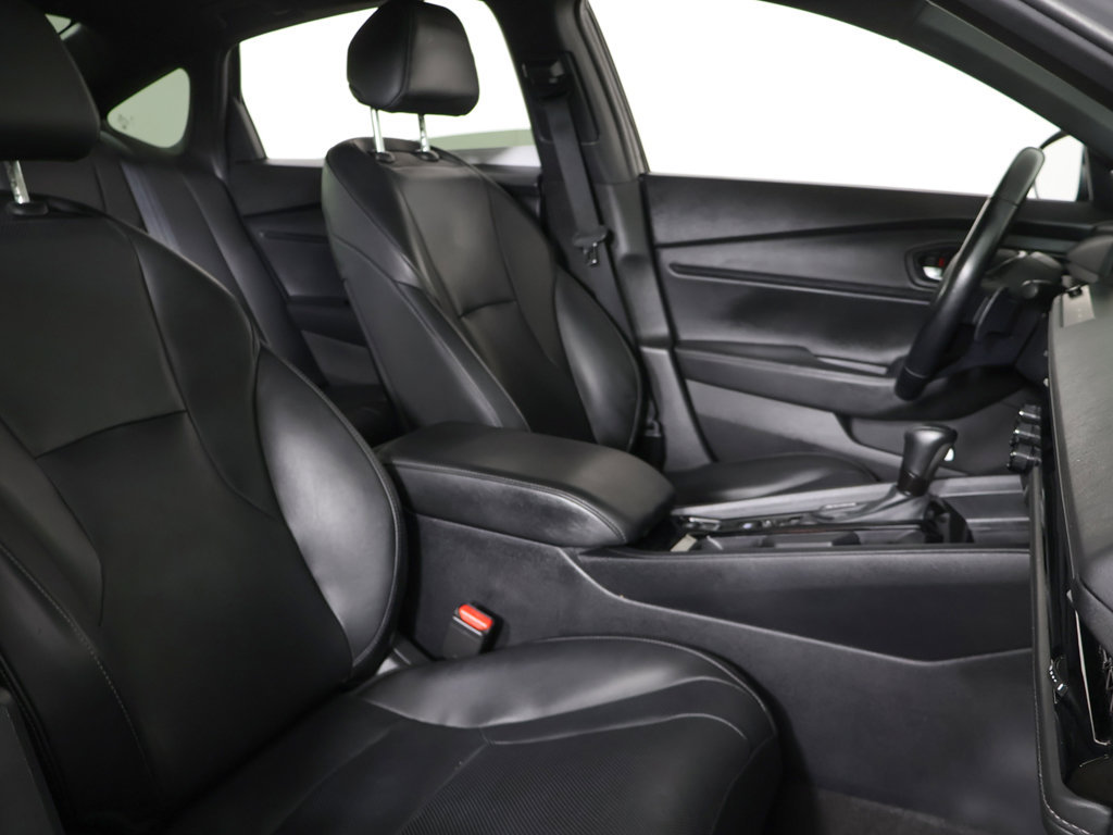 Used 2025 Honda Accord Sport image 28