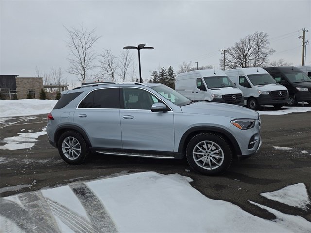 Used 2025 Mercedes-Benz GLE 350 4MATIC image 2