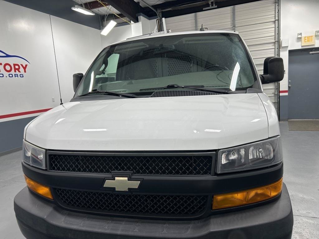 Used 2019 Chevrolet Express 2500 Extended w/ Driver Convenience Package RWD image 5