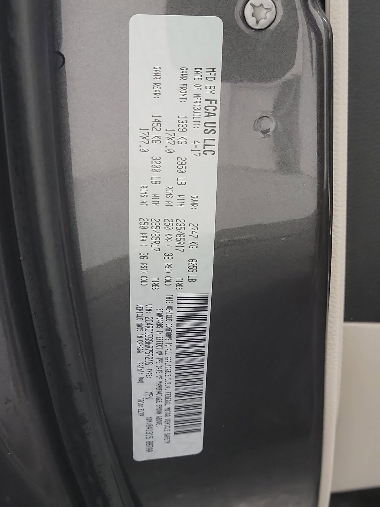 Used 2017 Chrysler Pacifica Touring-L Plus w/ Advanced Safetytec Group image 32