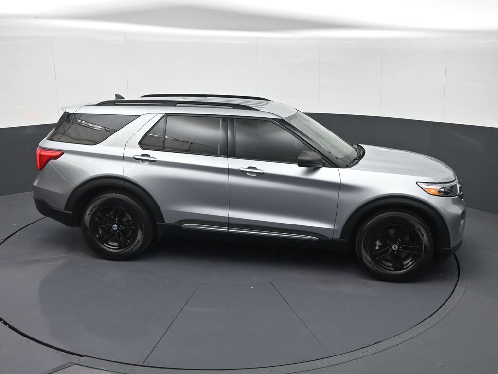 Used 2023 Ford Explorer XLT RWD image 28