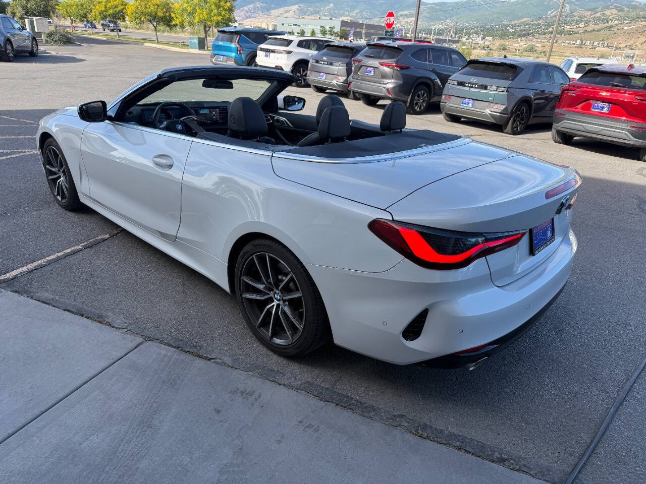 Used 2025 BMW 430i Convertible w/ Premium Package RWD image 5