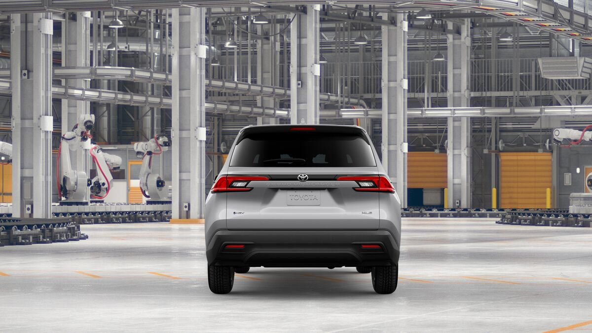 New 2026 Toyota Grand Highlander XLE FWD image 8