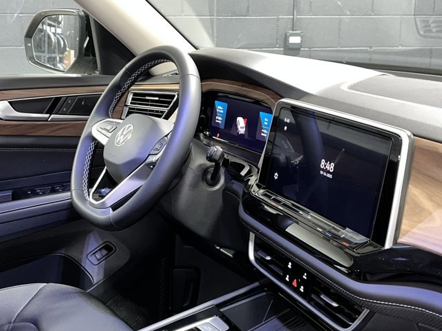 New 2026 Volkswagen Atlas SE image 5