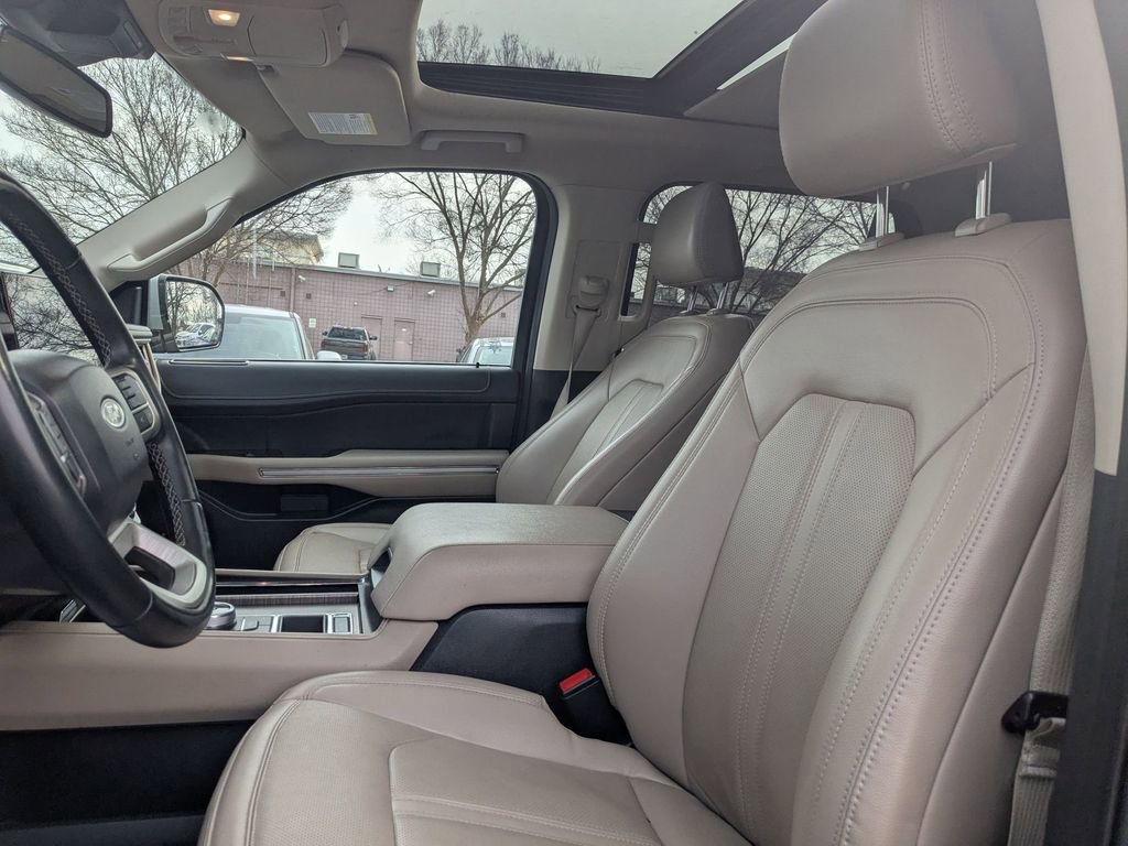 Used 2024 Ford Expedition Max Limited image 23