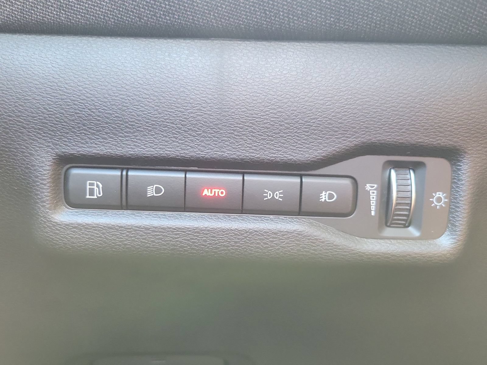 New 2026 Jeep Cherokee Laredo AWD/4WD image 24