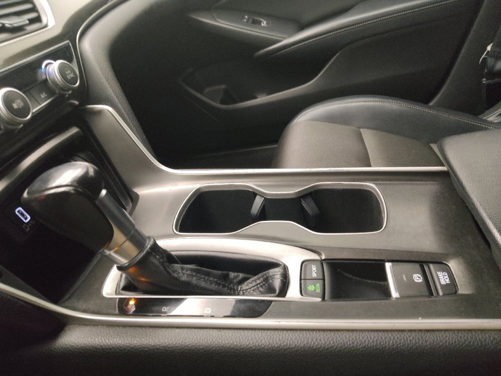 Used 2018 Honda Accord Sport image 26