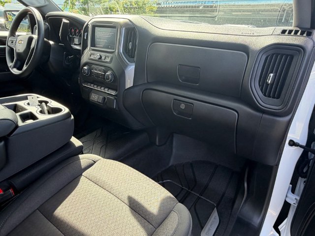 Used 2025 Chevrolet Silverado 1500 Custom w/ LPO, Dark Essentials Package RWD image 15