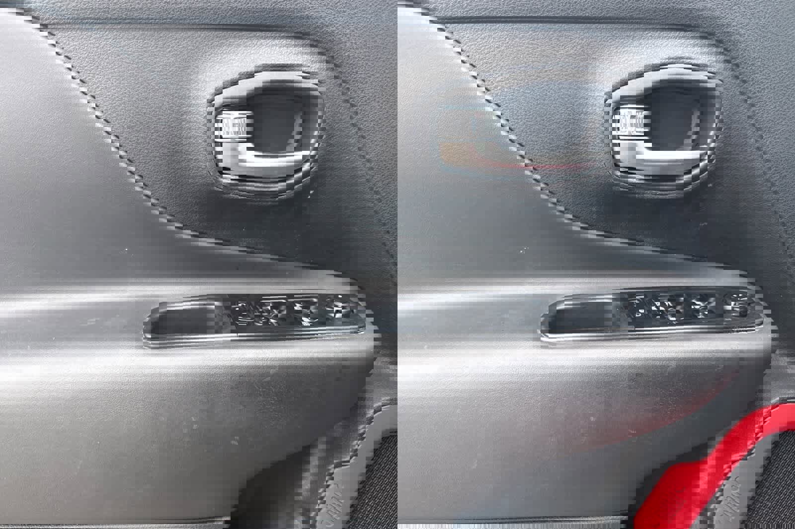 Used 2022 Jeep Renegade Latitude w/ Convenience Group image 12