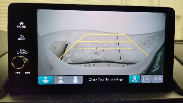 Used 2025 Honda Pilot Touring image 17