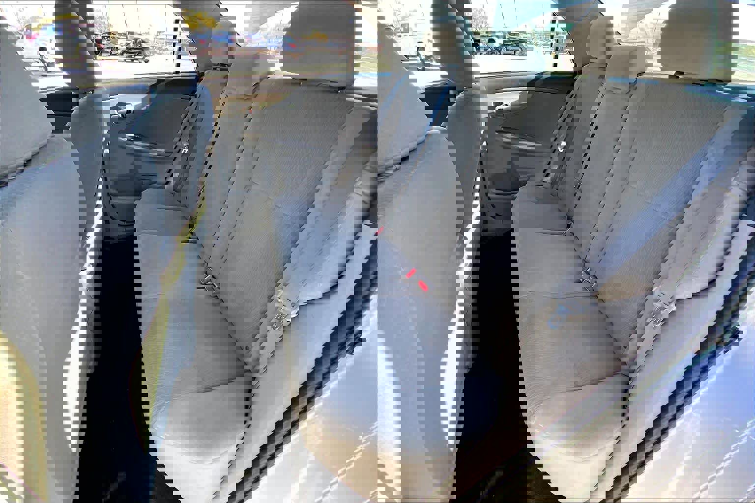 Used 2013 Toyota Corolla LE image 20