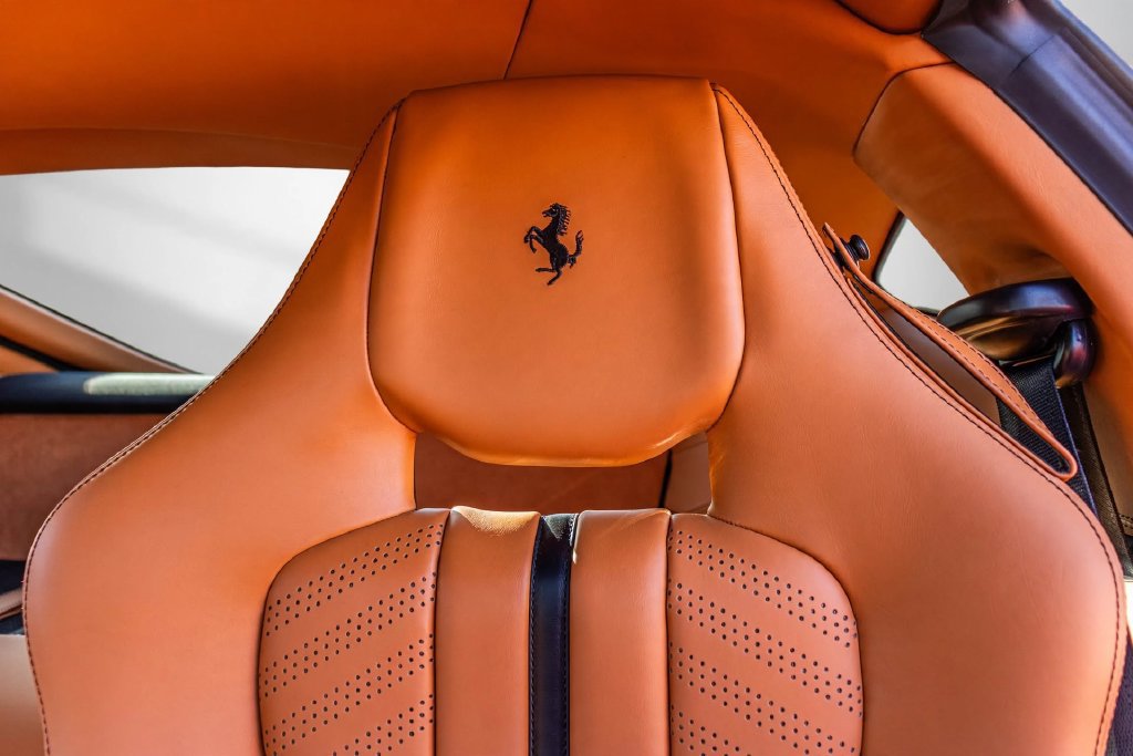 Used 2016 Ferrari F12 Berlinetta RWD image 46