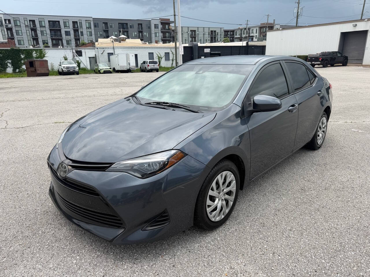 Used 2019 Toyota Corolla LE FWD image 1