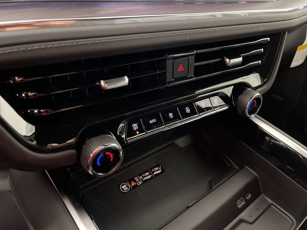 New 2026 Chevrolet Suburban LT image 34