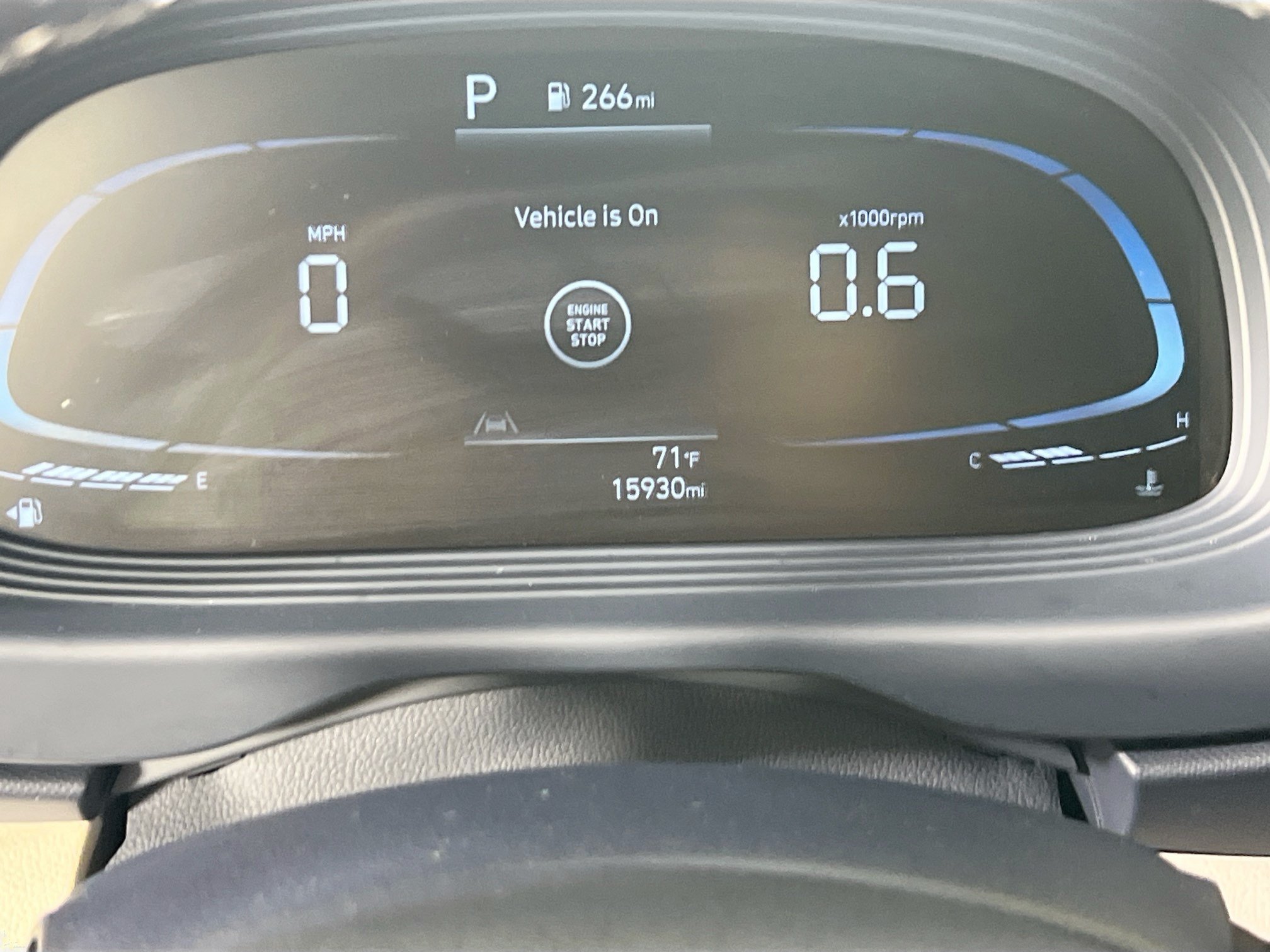 Used 2023 Hyundai Venue Limited FWD image 12
