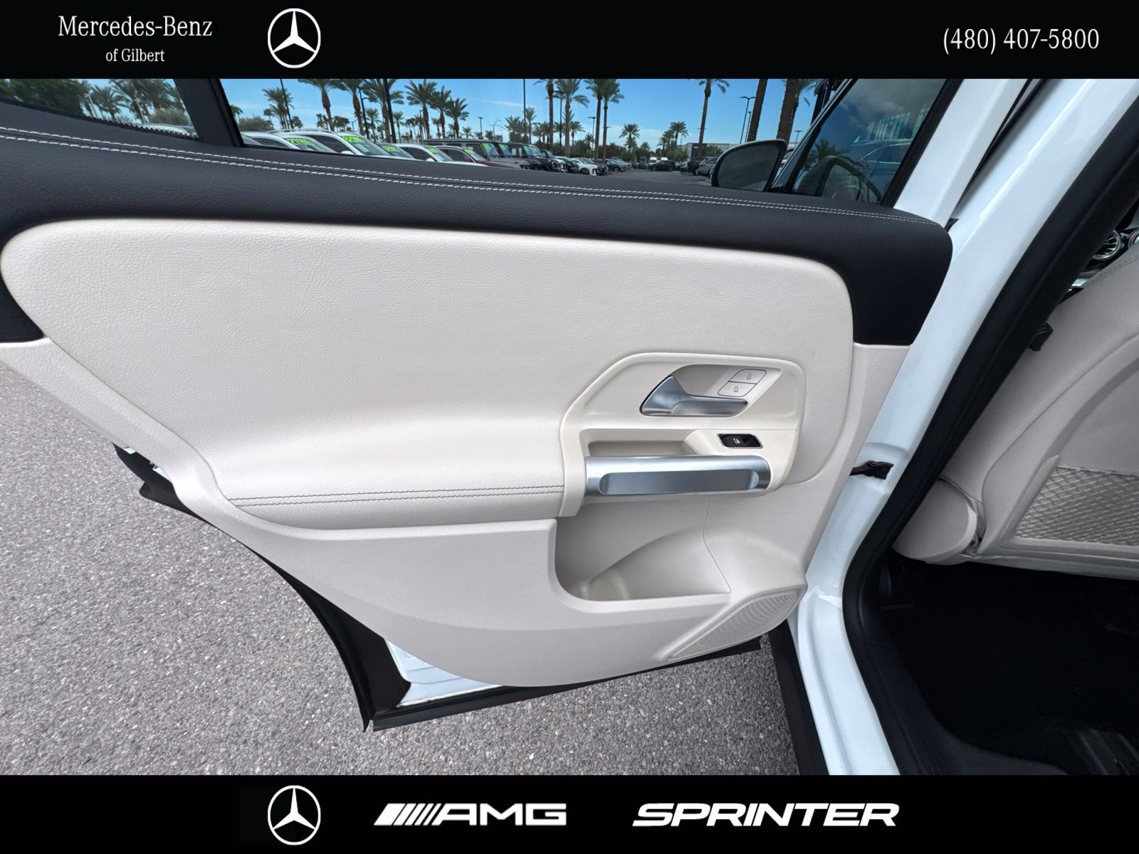 Used 2022 Mercedes-Benz GLB 250 image 22