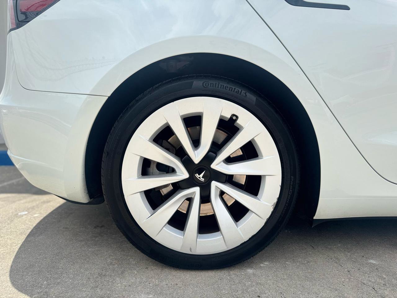 Used 2023 Tesla Model 3 Standard Range RWD image 26