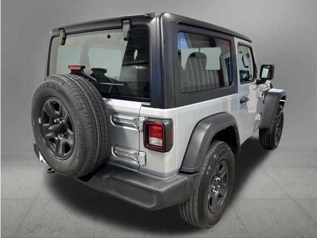 Used 2023 Jeep Wrangler Sport AWD/4WD image 5