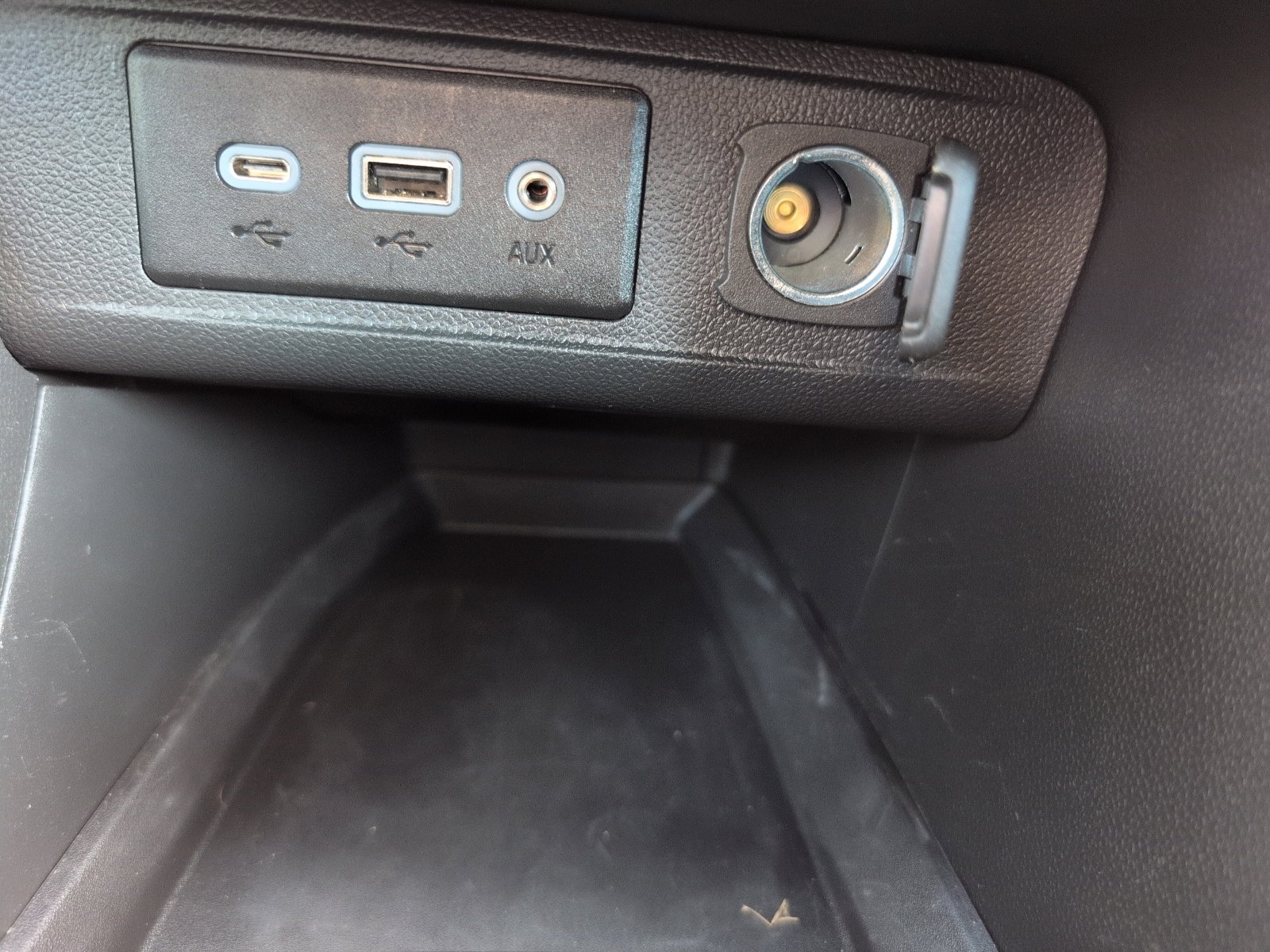 Used 2023 Buick Encore GX Preferred w/ Cold Weather Comfort Package image 20