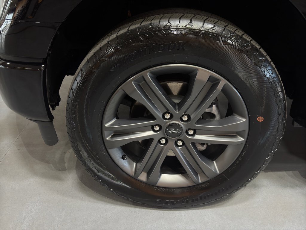 Used 2023 Ford F150 Lariat w/ Equipment Group 502A High image 9