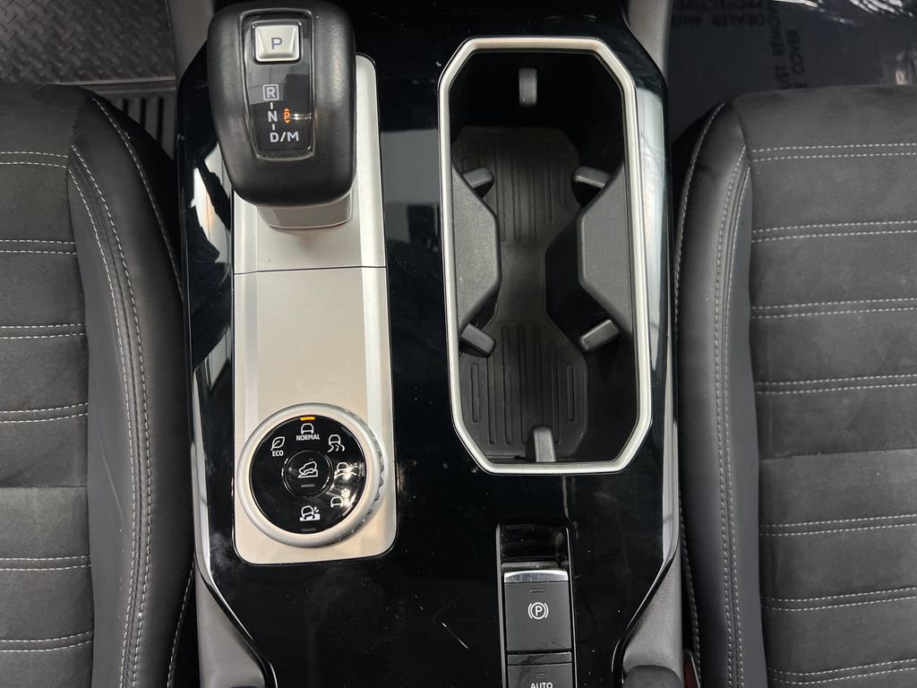 Used 2025 Mitsubishi Outlander SE AWD/4WD image 45