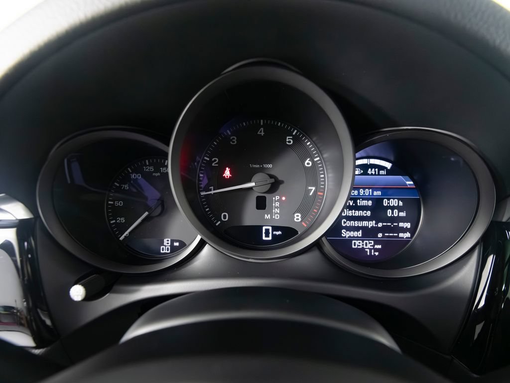 New 2026 Porsche Macan AWD/4WD image 23