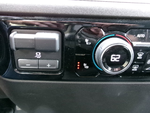 Used 2025 Chevrolet Silverado 1500 LT image 27