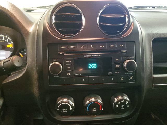 Used 2014 Jeep Patriot High Altitude FWD image 19