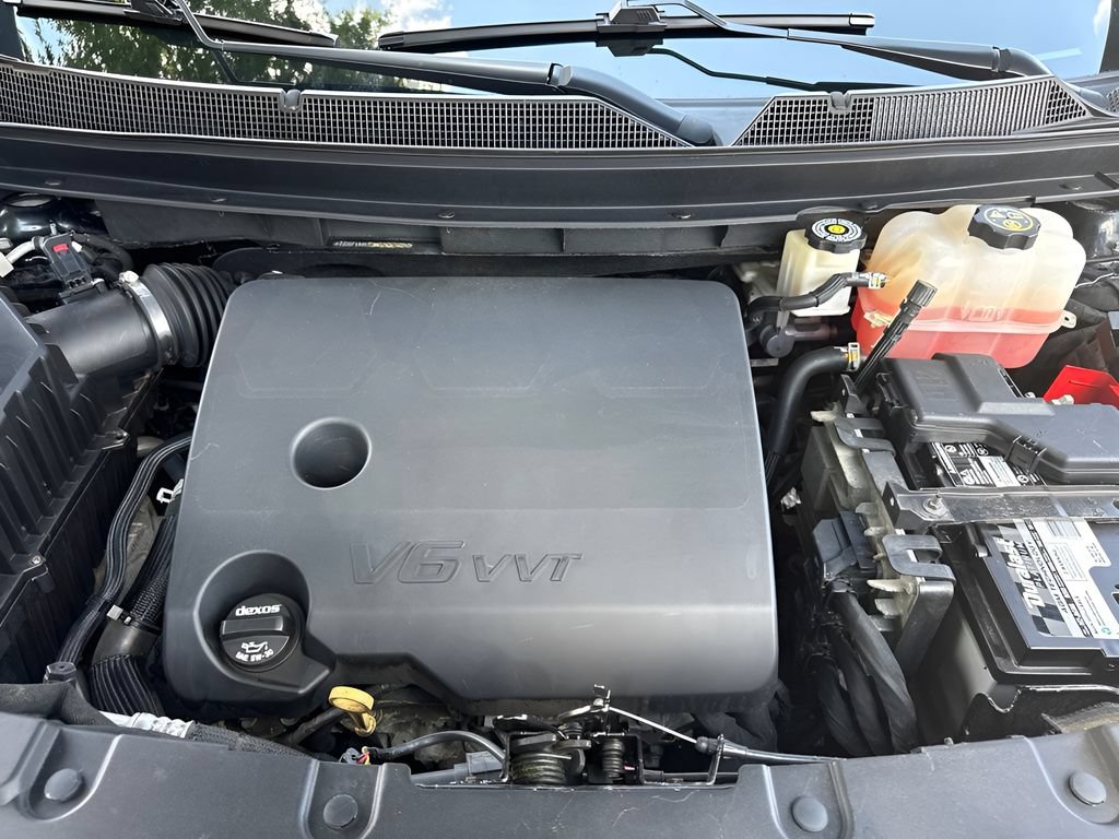 Used 2019 Chevrolet Traverse LT w/ LT Premium Package AWD/4WD image 31