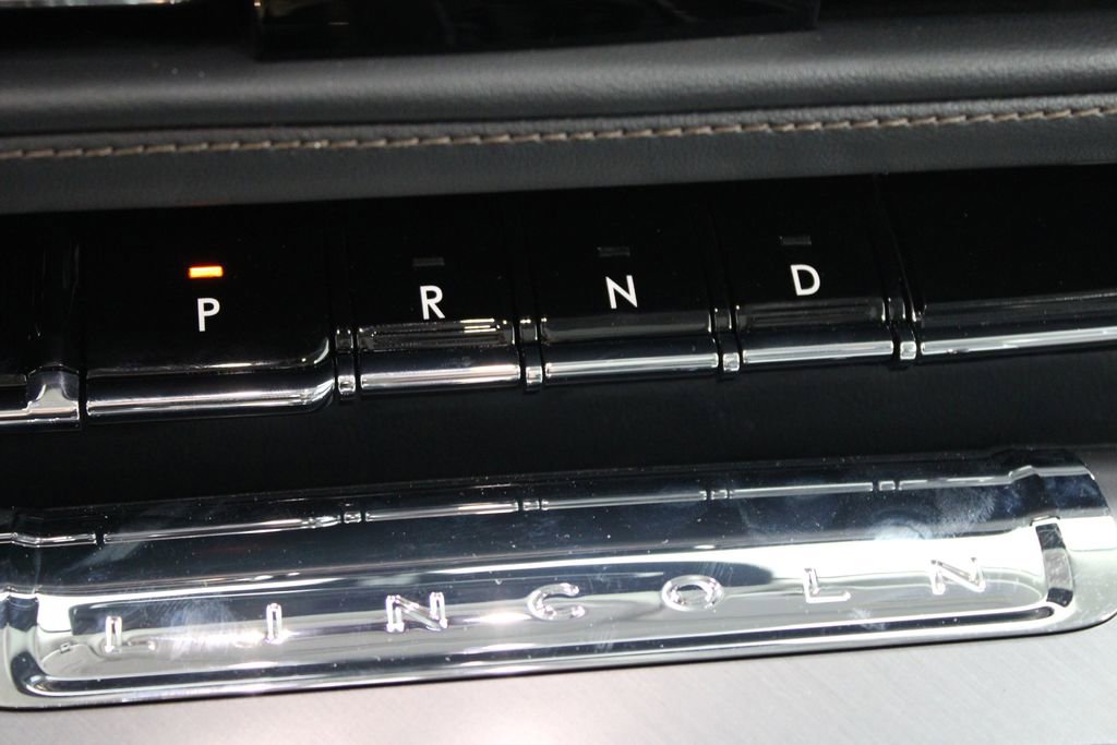 New 2026 Lincoln Aviator AWD image 46