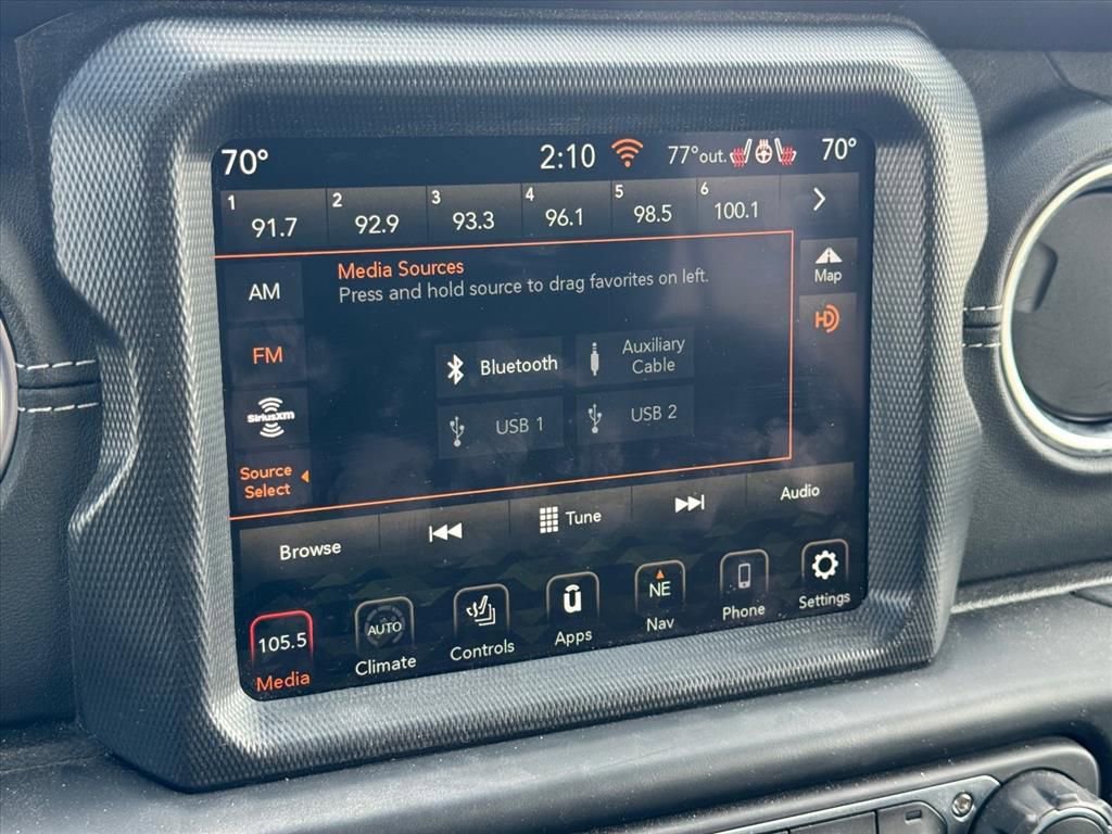 Used 2022 Jeep Wrangler Unlimited Sahara w/ Cold Weather Group image 19