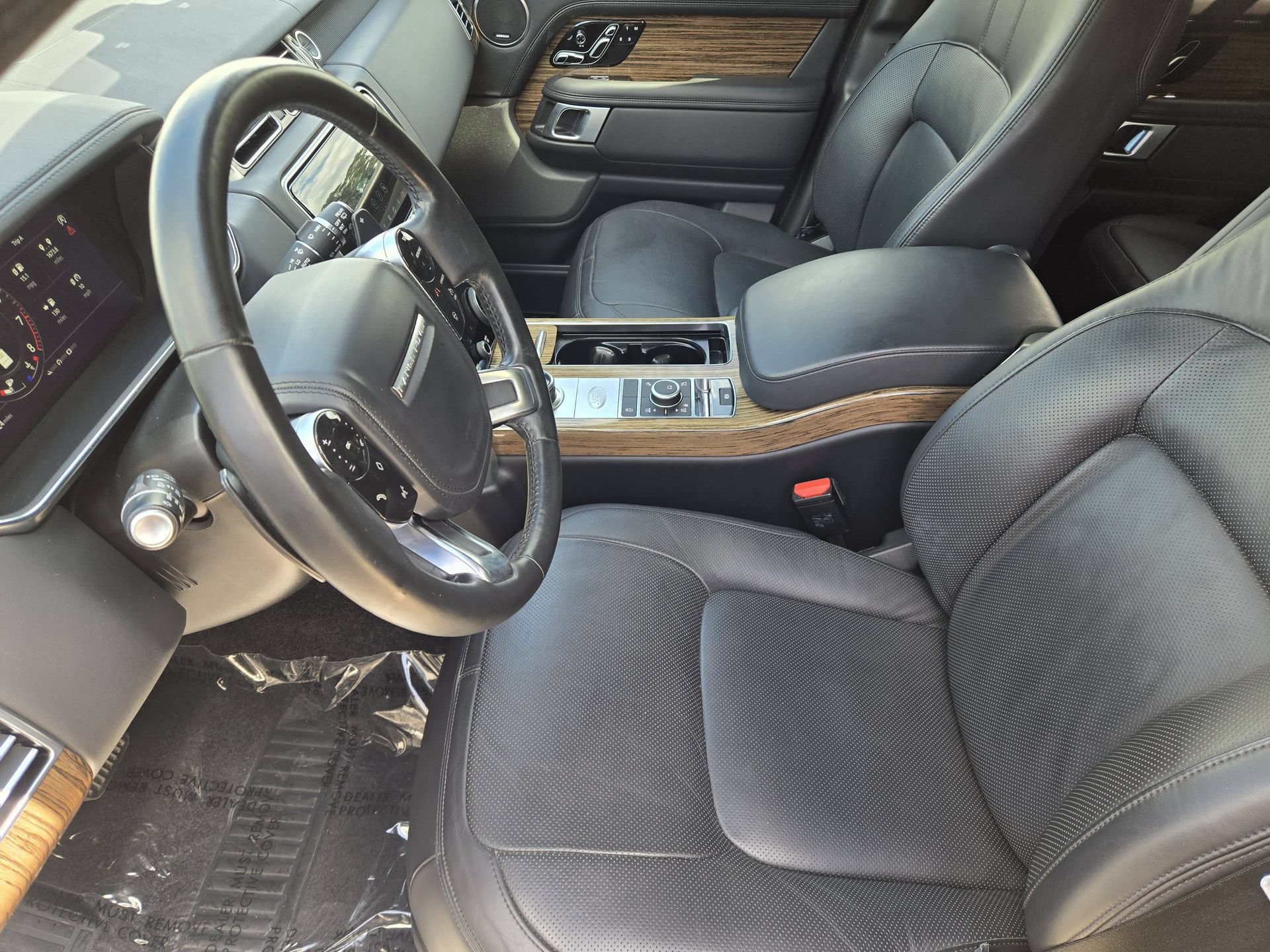 Used 2019 Land Rover Range Rover HSE AWD/4WD image 3