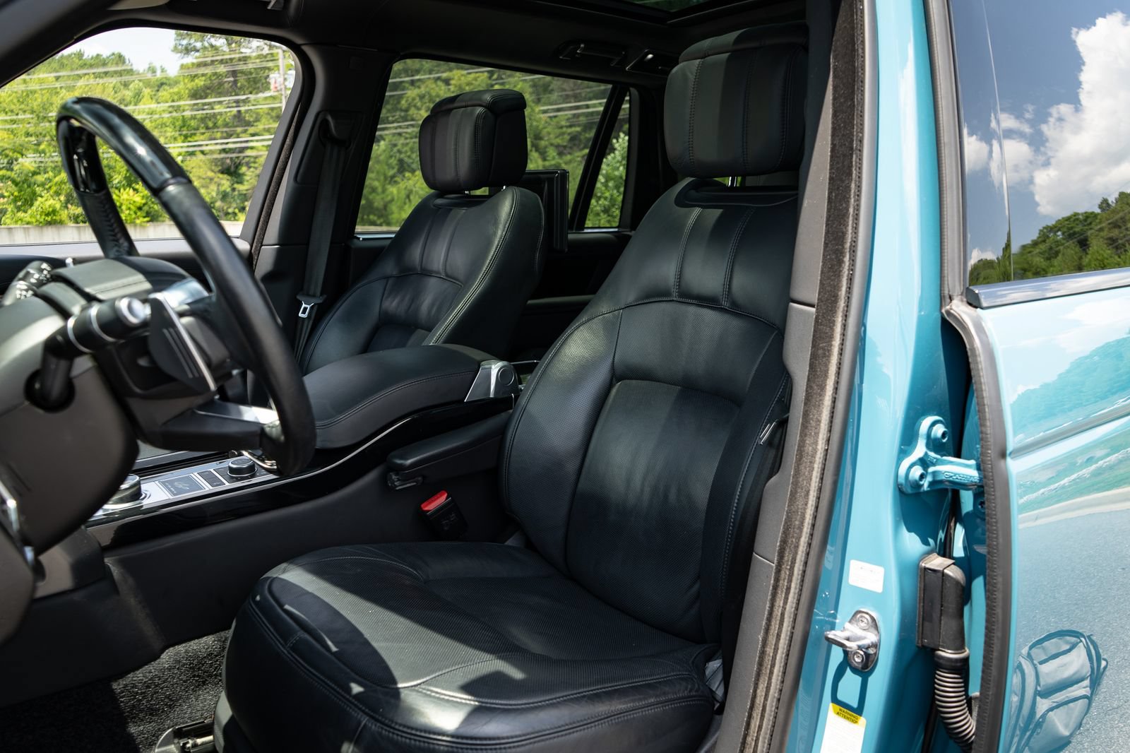 Used 2021 Land Rover Range Rover Autobiography Fifty Edition AWD/4WD image 27