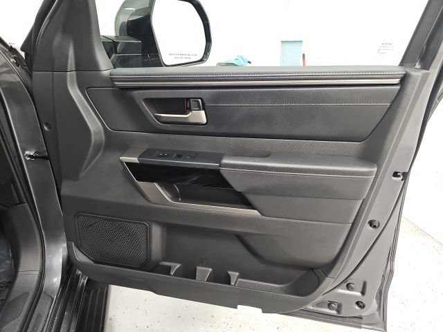 Used 2026 Toyota Sequoia Limited AWD/4WD image 41