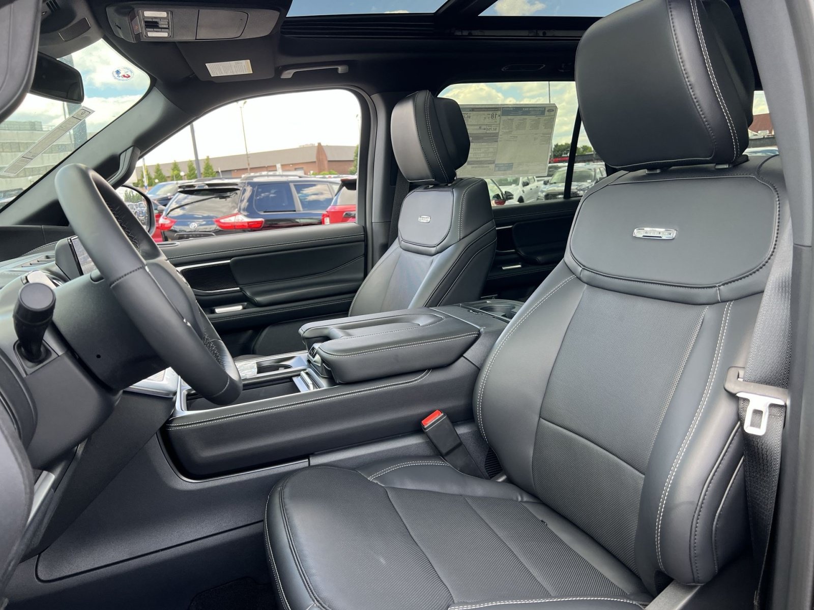 New 2026 Ford Expedition Max Platinum w/ Stealth Appearance Package AWD/4WD image 13