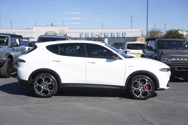 Used 2024 Alfa Romeo Tonale Veloce w/ Premium Interior Package image 5