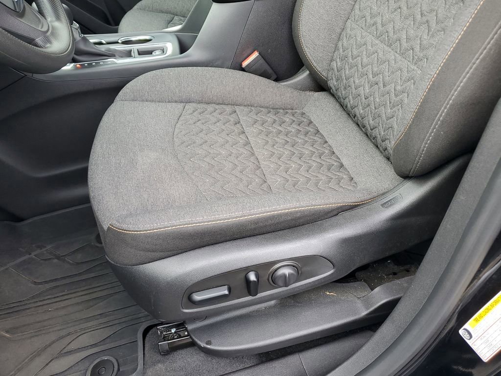 Used 2023 Chevrolet Equinox LT w/ LPO, Floor Liner Package image 13