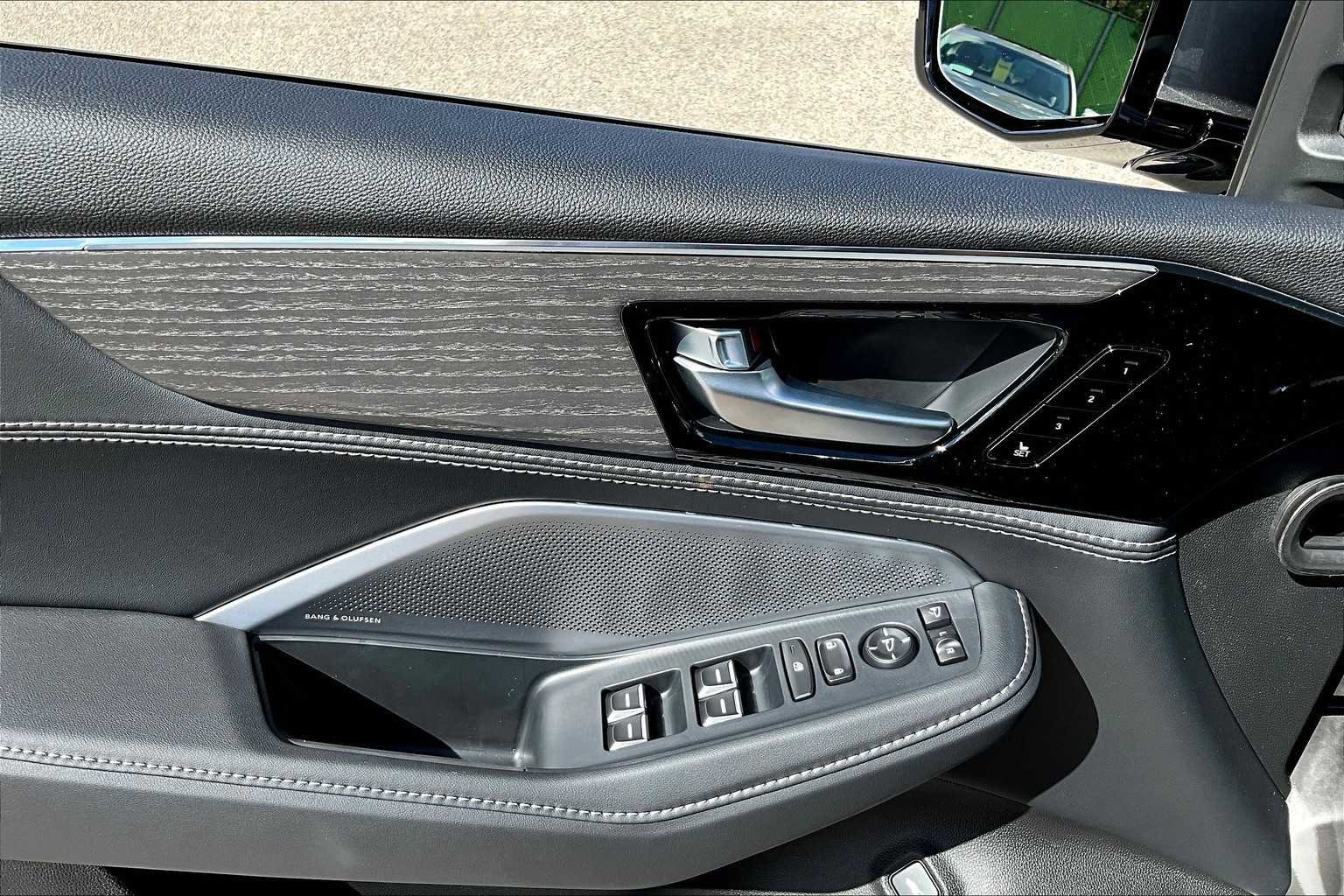 New 2026 Acura MDX SH-AWD w/ Advance Package image 10