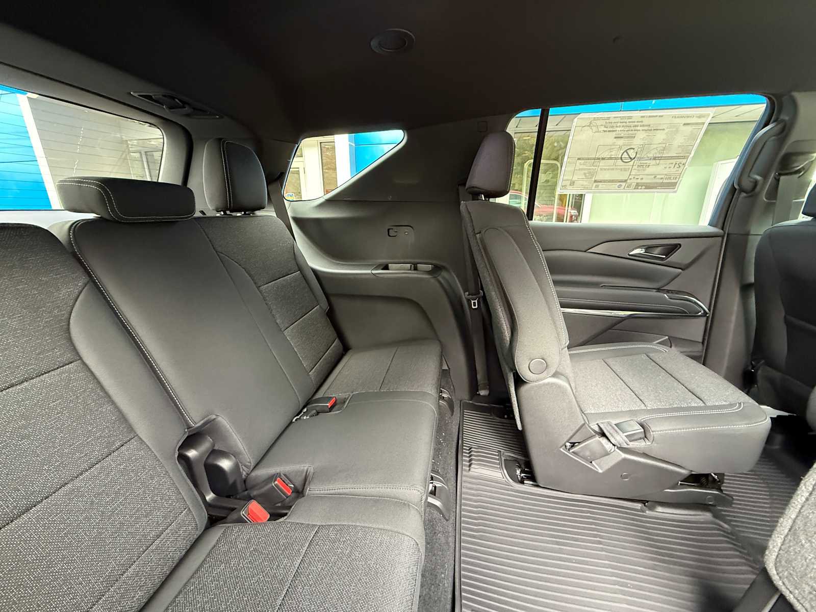 New 2026 Chevrolet Traverse LT w/ LPO, Floor Liner Package image 34